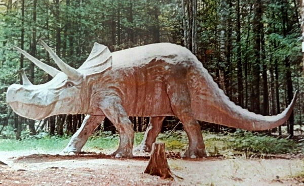 Dinosaur Gardens - Old Post Card View